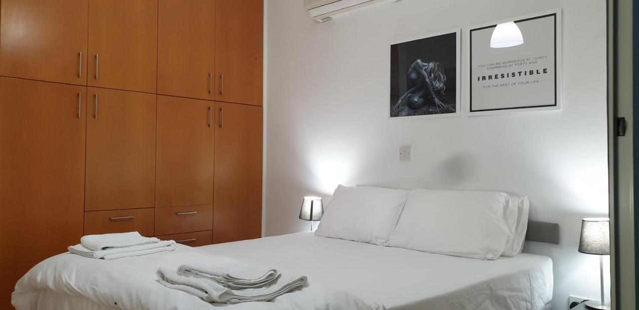 Lina'S Home & Pool - Breakbooking Cy Λατσιά Εξωτερικό φωτογραφία